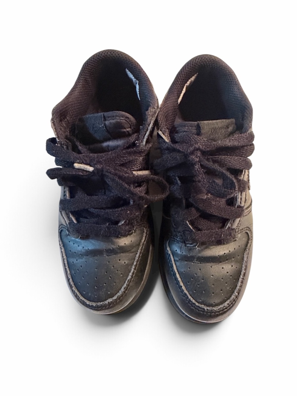 Nike Boys Preloved black lace up sneakers Sz 13c